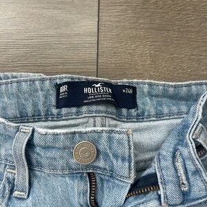 Hollister jeans